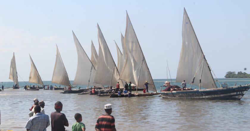 RESI  za Ngalawa ni moja burudani inayotangaza utalii wa Zanzibar