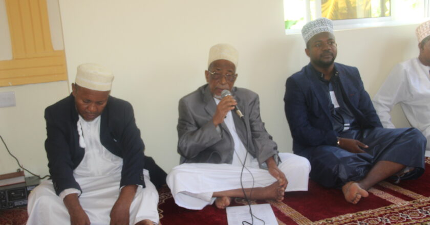 WALIMU wa madrasa za Qur-ani waishauri serikali kumfungia mwalimu atakaebainika kujihusisha  na vitendo vya udhalilishaji.